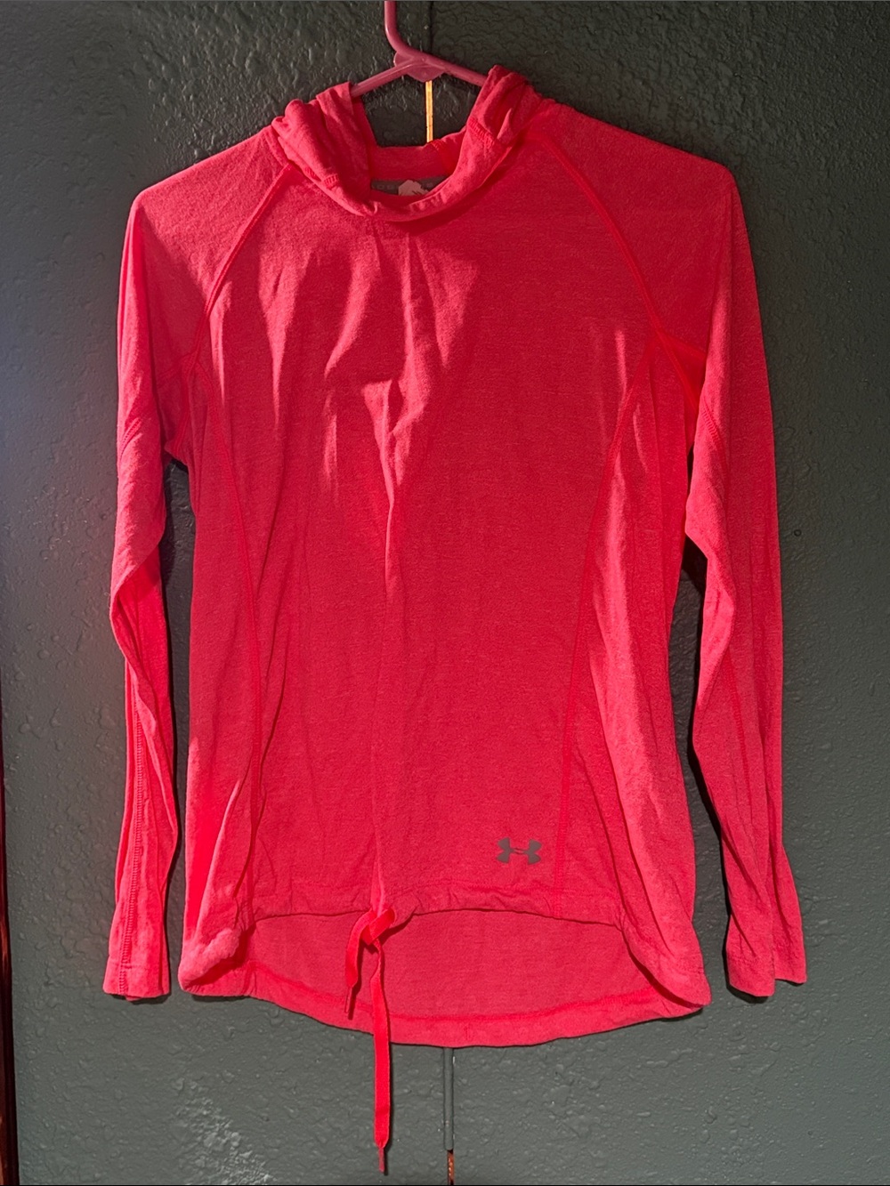 Under Armour Hot Pink Lightweight Pullover Hoodie